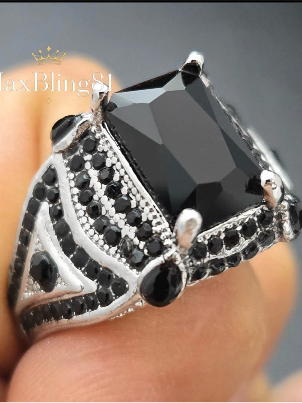 Sterling Silver Black Gemstone Cocktail Ring